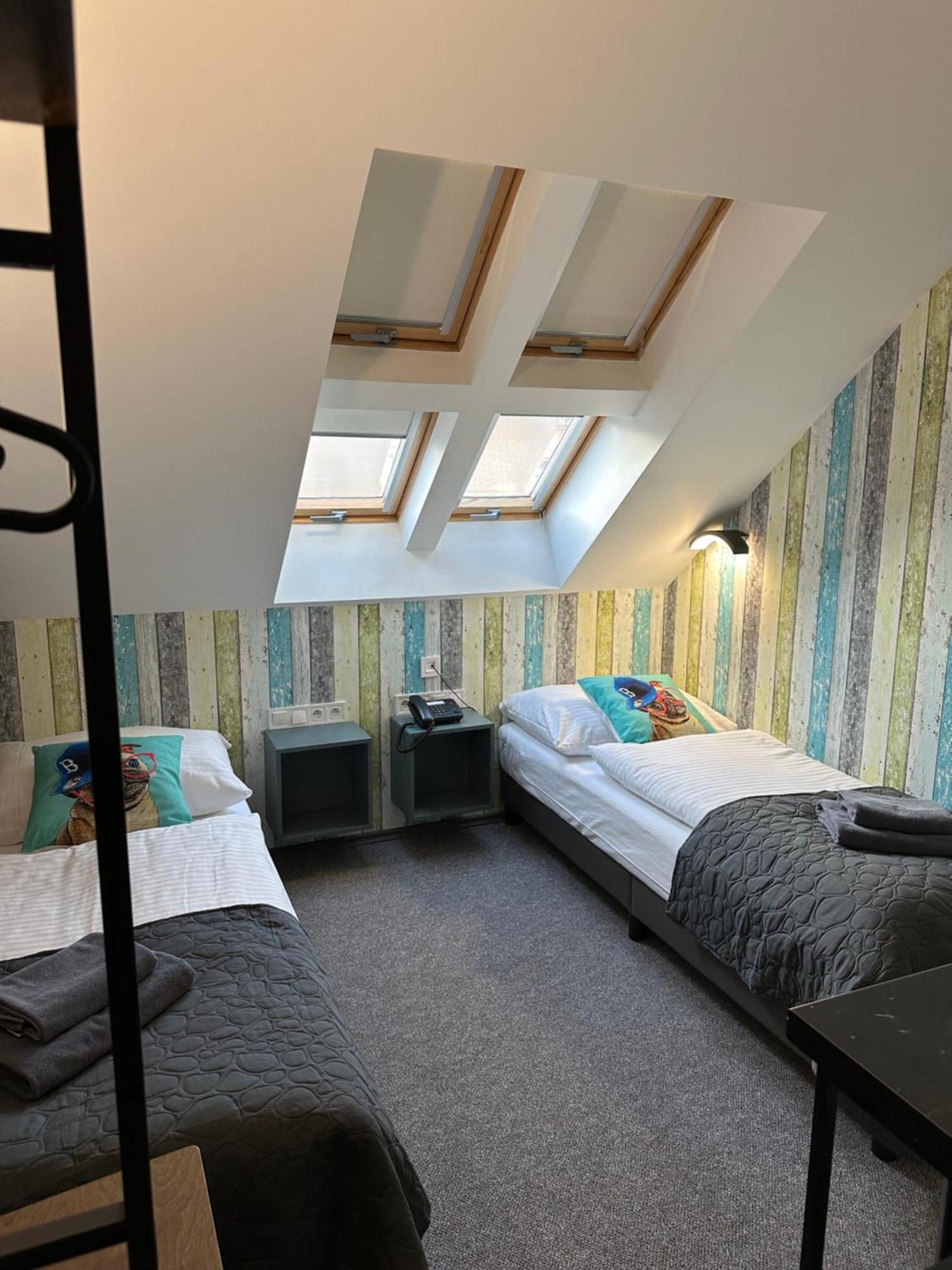 Rc Jecna Rooms Praha Bagian luar foto